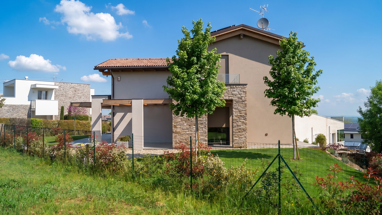 Villa D|P nel contesto della lottizzazione